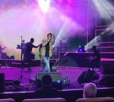 دانلود آهنگ مهدی احمدوند عشقم